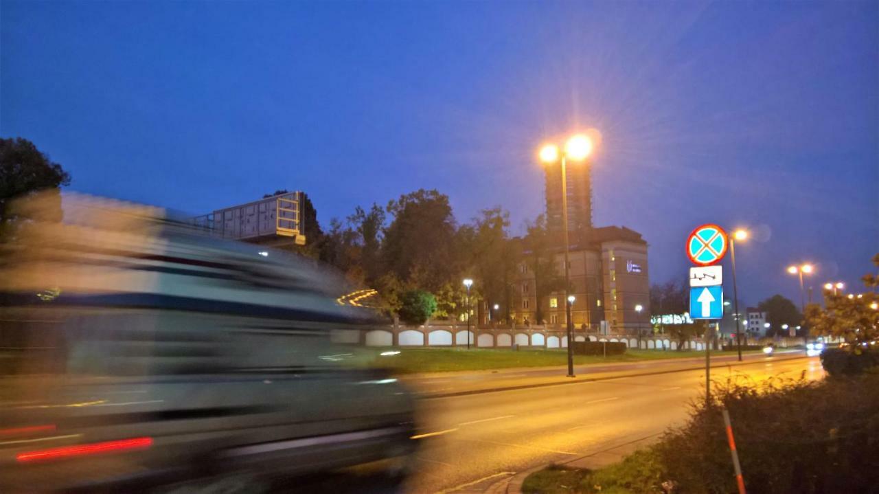 R&R Apart Cracow Krakow Ngoại thất bức ảnh