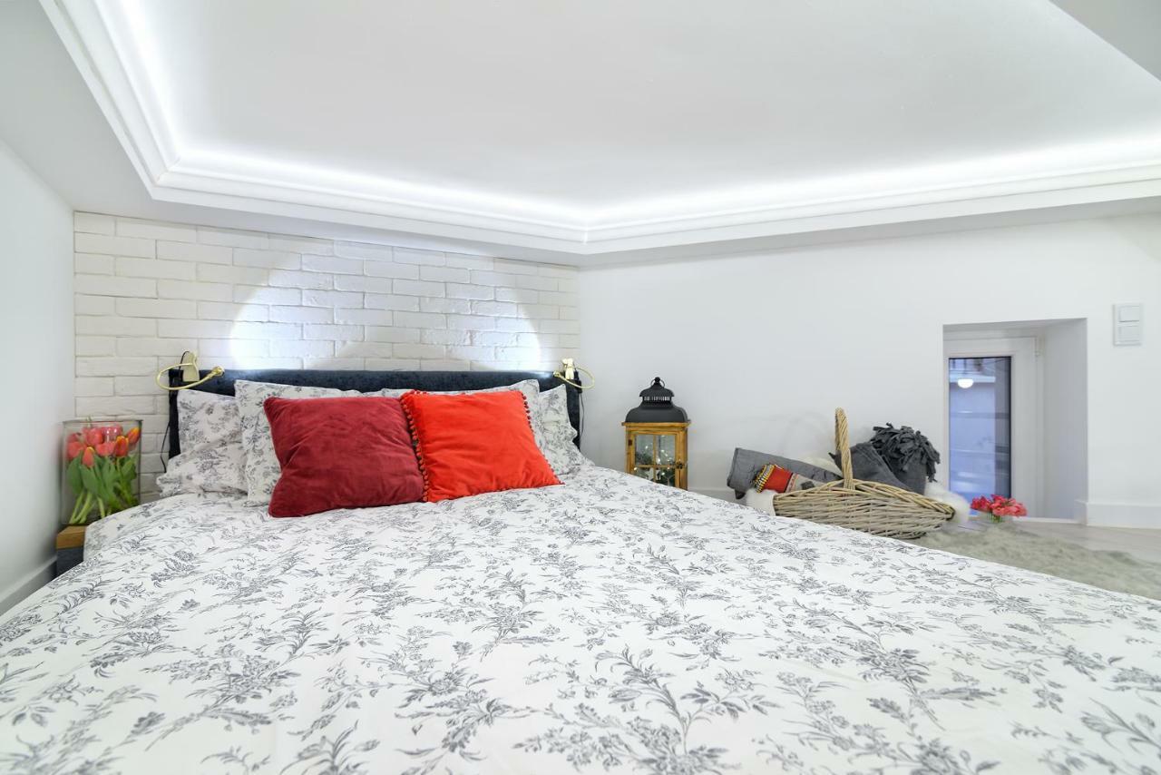 R&R Apart Cracow Krakow Ngoại thất bức ảnh