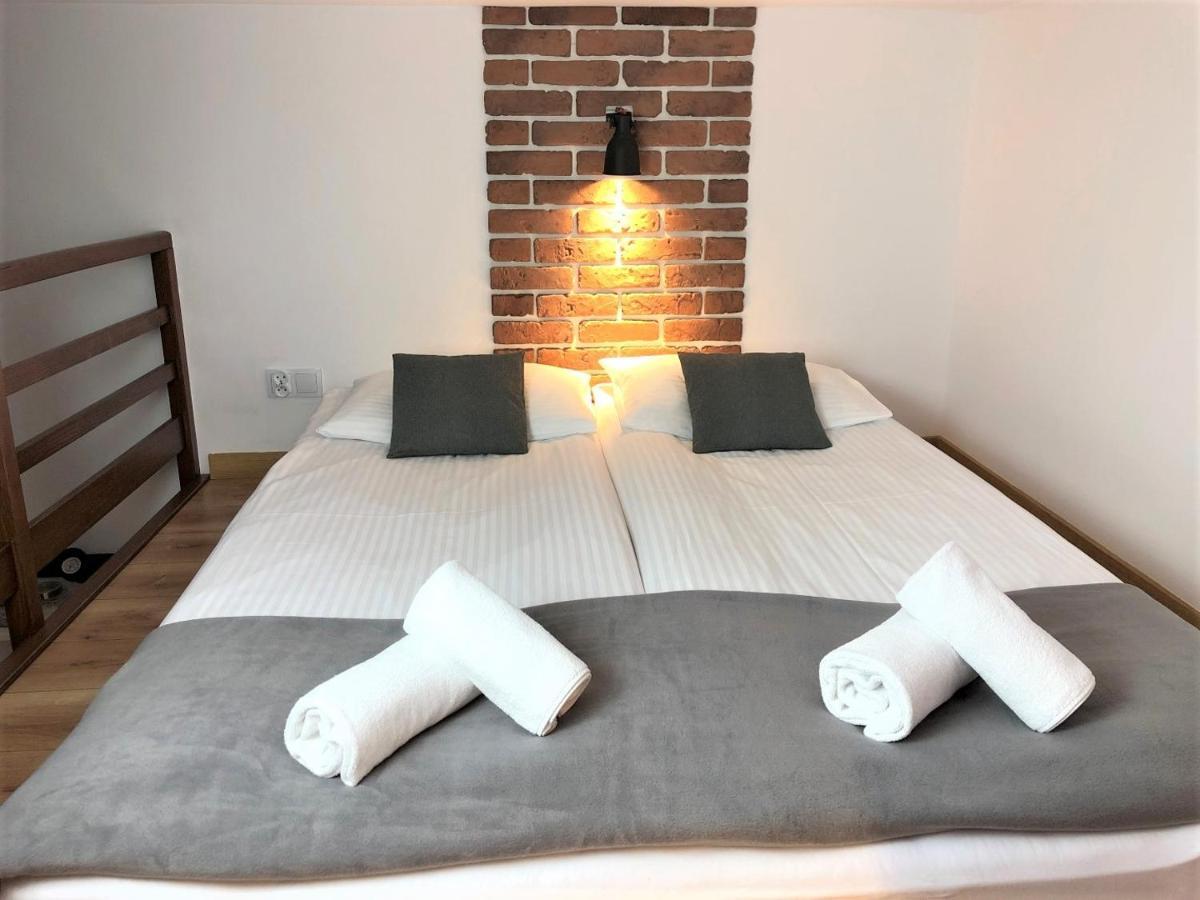 R&R Apart Cracow Krakow Ngoại thất bức ảnh